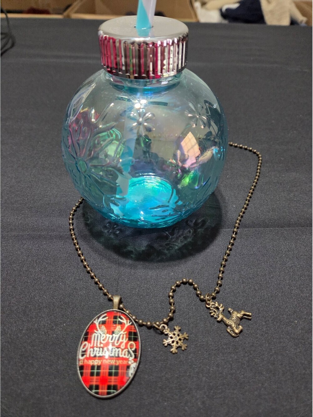 Vintage Style Merry Christmas Pendant Necklace with Charms and Plastic Cup